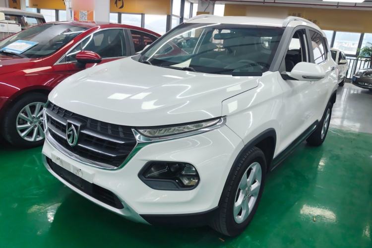 Used Baojun 510 2017 1.5L Automatic Fashion Model