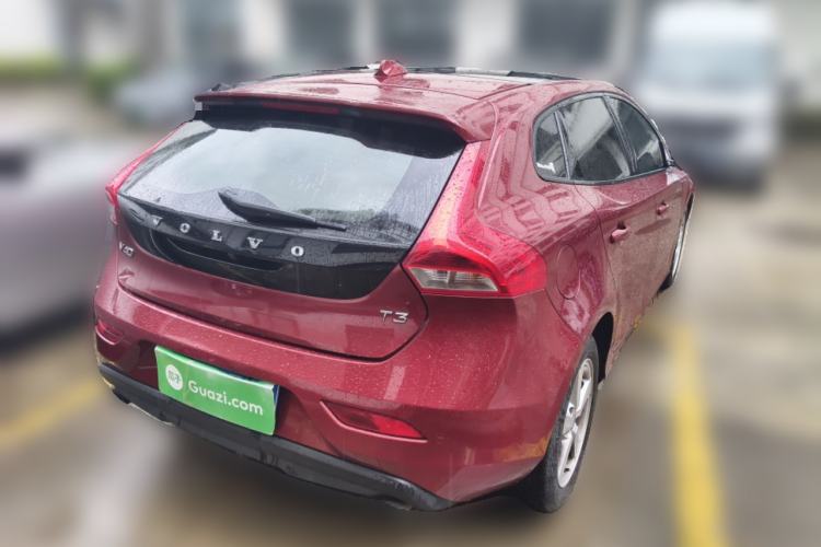 Used Volvo V40 2016 T3 Zhiyi Edition
