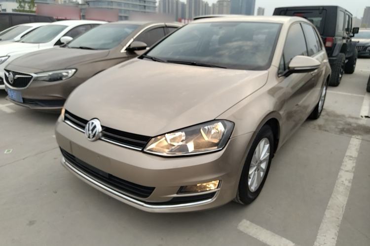 Used Volkswagen Golf 2016 1.6L Manual Fashion Edition