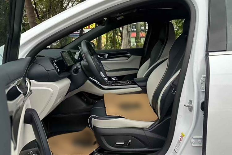 Used BYD Qin PLUS 2023 Champion Edition DM-i 120KM Beyond Model