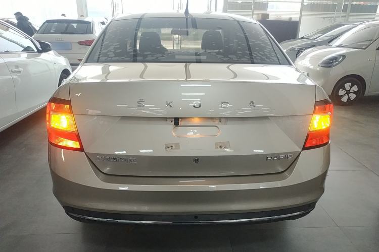 Used Skoda Rapid 2019 1.5L Automatic Comfort Edition China VI Standard