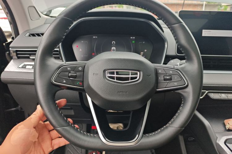 Used Geely Auto Preface 2021 2.0TD Luxury Version Steering Wheel