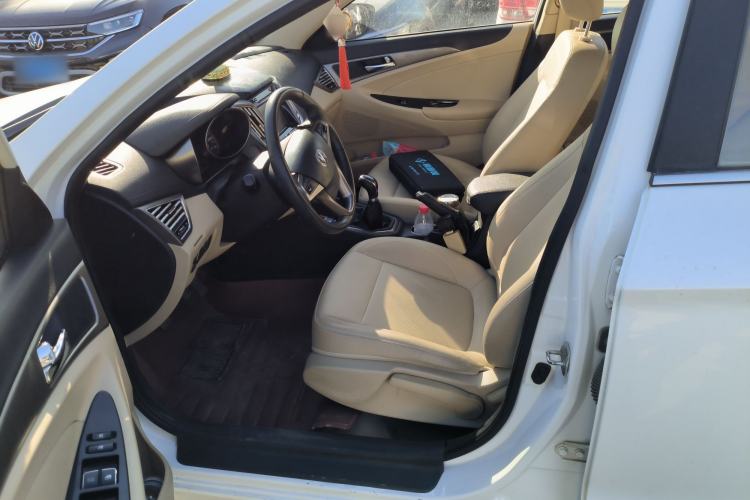 Used Changan Eado 2016 1.6L Manual Fashion Edition