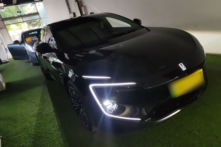 Used Avatr 12 2025 Ultra Extended-Range Edition
