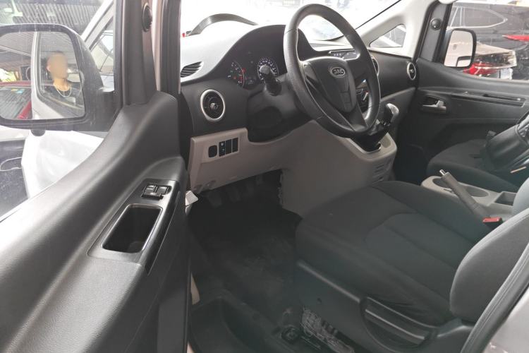 Used JAC Refine M3 2019 PLUS Maker Edition 1.8L Luxury Model Driver Seat