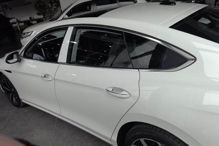 Used Volkswagen Lamando 2024 Lavida L 280TSI DSG Cool & Spicy Edition