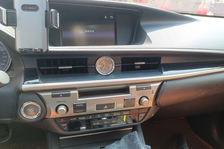 Used Lexus ES 2015 200 Elite Edition
