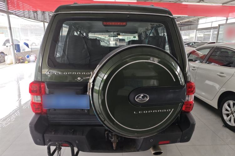 Used Leopaard Q6 2015 2.4L Manual 4x4 Excellence Edition Rear