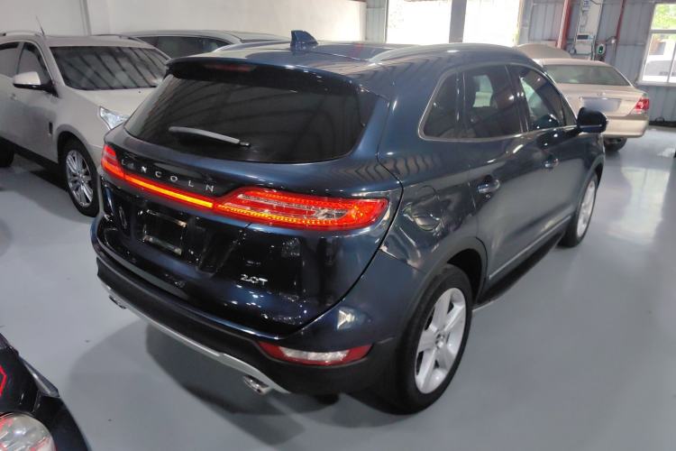 Used Lincoln MKC 2017 2.0T Two-Wheel Drive Deluxe Edition