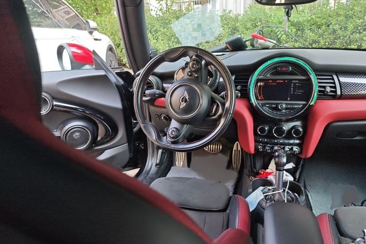 Used MINI JCW 2015 2.0T JOHN COOPER WORKS
