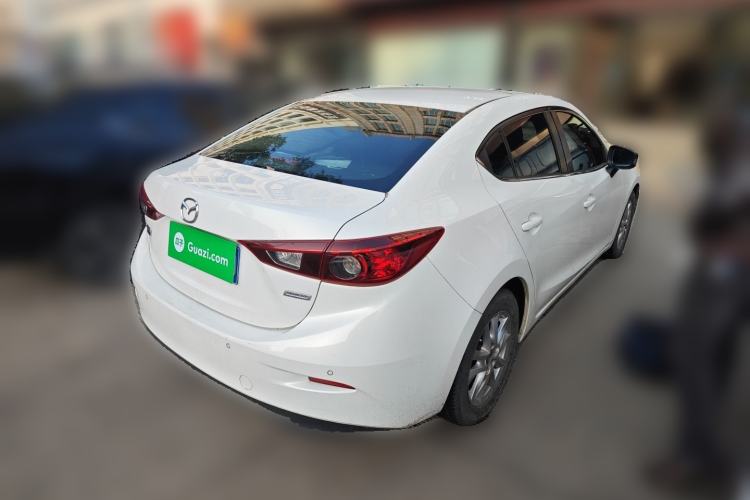Used Mazda Mazda 3 Axela 2014 Sedan 1.5L Automatic Luxury Model
