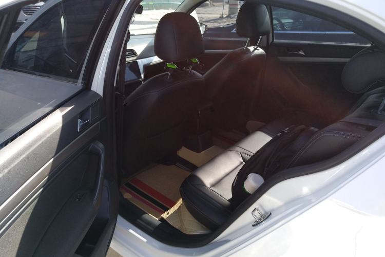 Used Volkswagen Lavida 2019 Lavida Start 1.5L Manual Fashion Edition China VI Standard Left Rear Seat