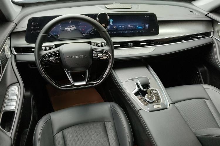 Used Chery Tiggo 8 PRO 2024 Champion Edition 290T Two-Wheel Drive Shining Version 5 Seats