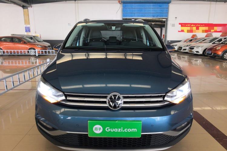 Used Volkswagen Touran 2022 Volkswagen Touran L 280TSI DSG Boundary Edition 7 Seats
