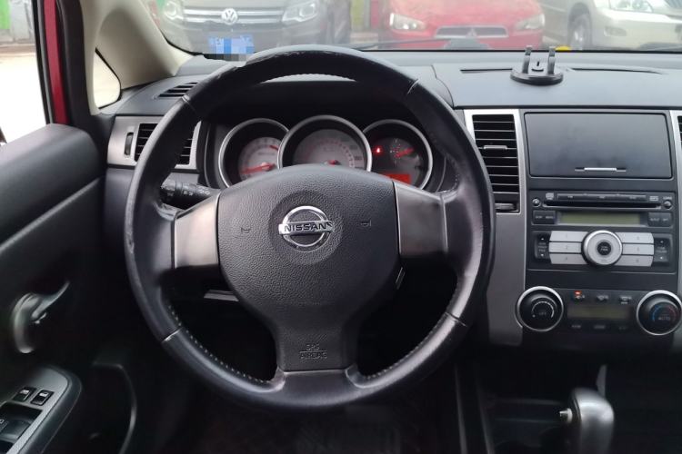 Used Nissan Tiida 2008 1.6L Automatic Smart Version Steering Wheel