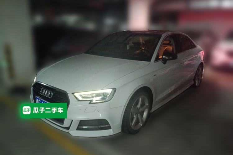 Used Audi A3 2017 Limousine 35 TFSI Fashion Model Guazi used car, China used car export, Used car for sale, Used cars, Cheapest cars for sale