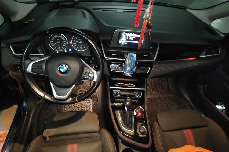 Used BMW 2 Series Gran Tourer 2015 218i Sports Design Package Center Console