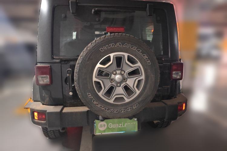 Used Jeep Wrangler 2013 3.6L Sahara two-door model
