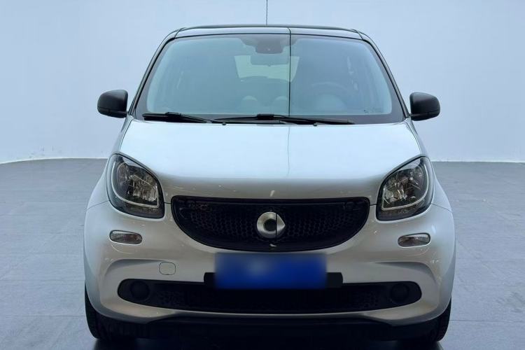 Used smart forfour 2016 1.0L 52 kW Passion Edition
