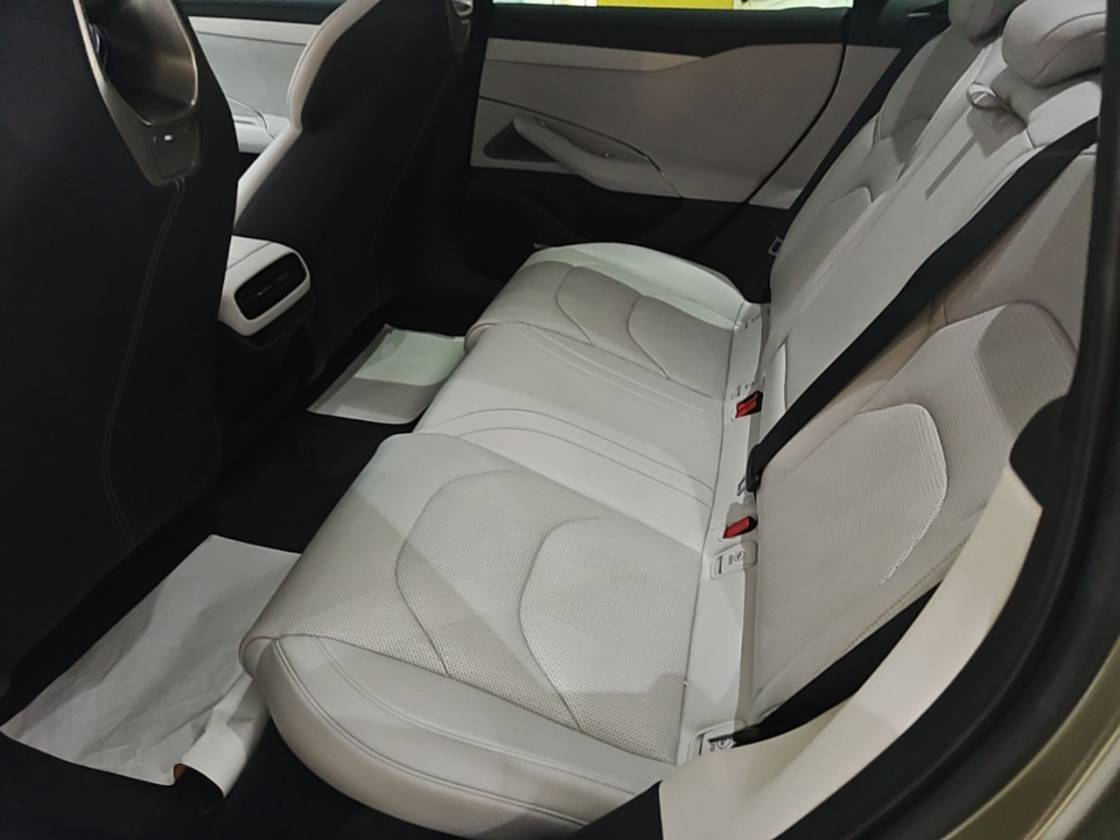 Xiaomi Auto SU7 2024 Four-Wheel Drive Ultra-Long Range Advanced Intelligent Driving Max Edition — снимка 20