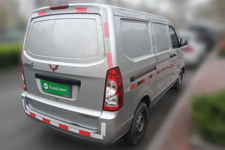 Used Wuling Rongguang S 2023 1.5L Basic Enclosed-Window Vehicle 2 Seats Rear Right 45 Deg