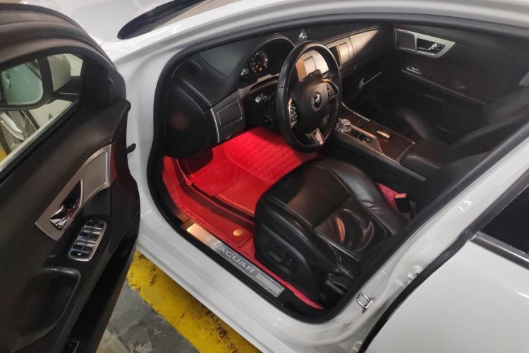 Used Jaguar XF 2015 XF 2.0T Prestige Edition
