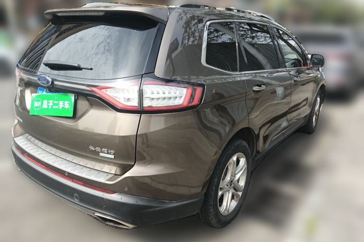 Used Ford Edge 2015 2.0T GTDi Two-Wheel-Drive High-Line Version
