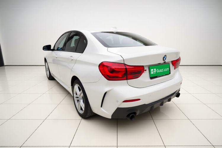 Used BMW 1 Series 2021 120i M Sport Night Edition Exterior 2