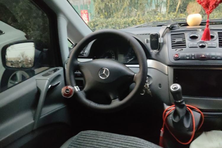 Used Mercedes-Benz Vito 2011 2.5L Elite Edition Steering Wheel