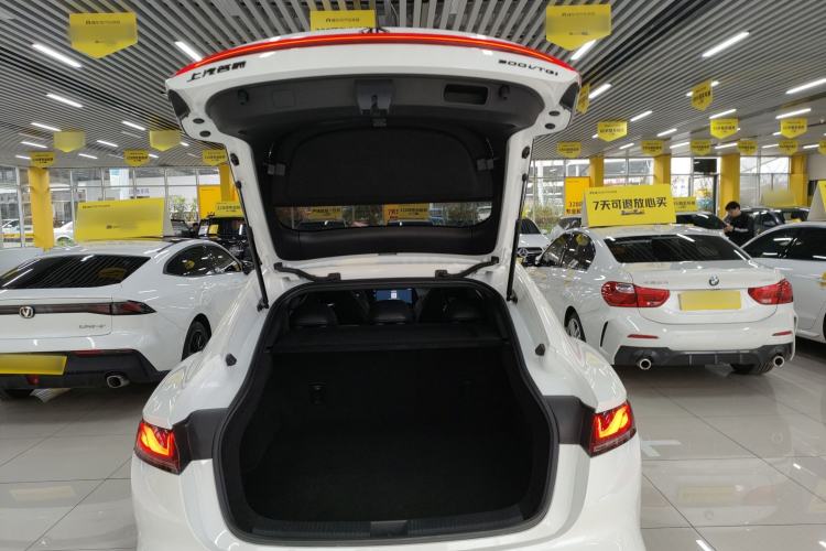 Used MG 7 2023 1.5T DCT Luxurious Supreme Edition