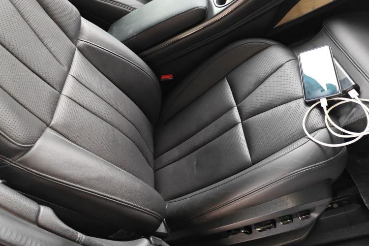 Used Nio ES8 2020 415 km Range 7-Seater Version
