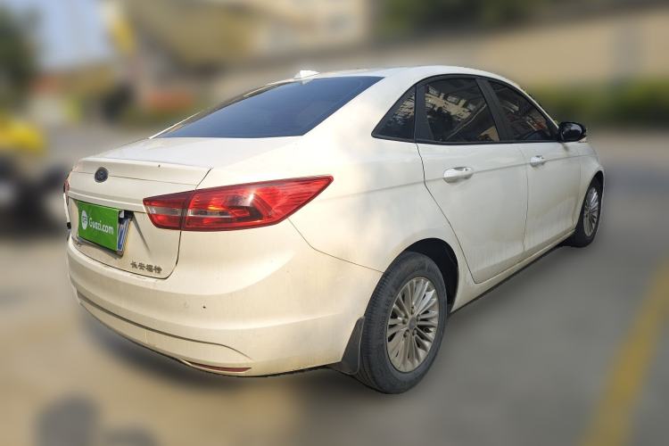 Used Ford Escort 2015 1.5L Manual Comfort Model
