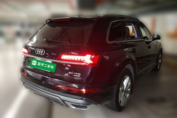 Used Audi Q7 2021 45 TFSI quattro S line Sport model