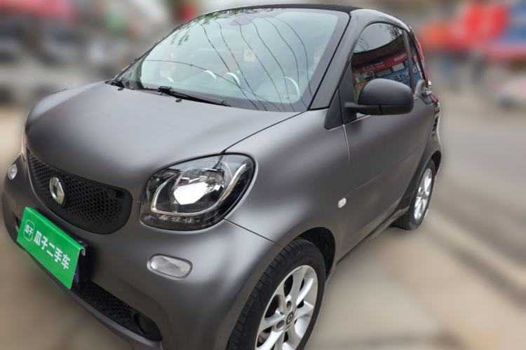 Used smart fortwo 2015 1.0L 52 kW hardtop Dynamic version