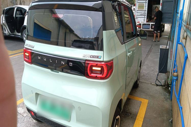 Used Wuling Hongguang MINIEV 2022 Macaron Premium Model – Lithium Iron Phosphate