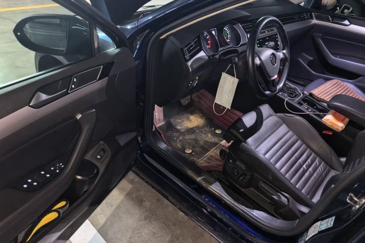 Used Volkswagen Variant 2018 380TSI Two-Wheel Drive Comfort Edition