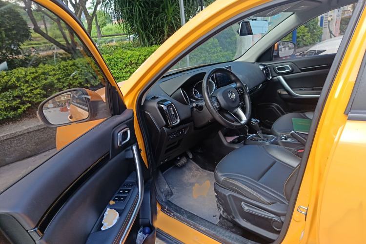 Used Dongfeng Aeolus AX4 2017 1.6L DCT Trendy Style
