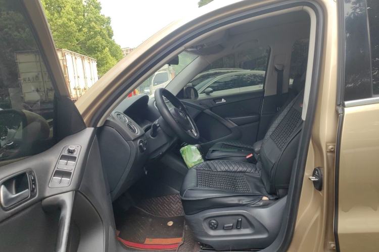 Used Volkswagen Tiguan 2012 1.8TSI Automatic Two-Wheel Drive Elite Edition Left Front Seat