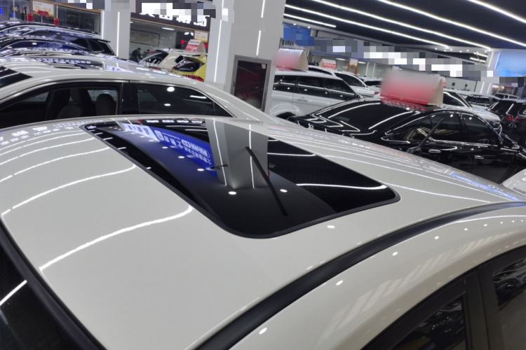 Used Kia K2 2017 Sedan 1.4L Automatic Transmission 15th Anniversary Special Edition GLS