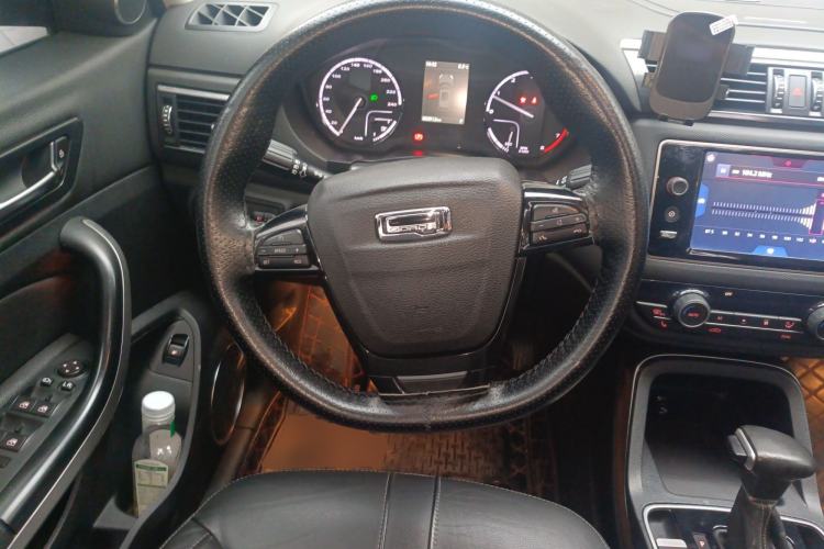 Used Qoros 5 2017 1.6T Automatic Flagship Model Steering Wheel