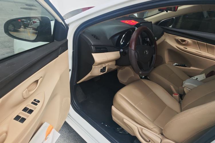 Used Toyota Vios 2016 1.5L Automatic ZhiZhen Xingyao Edition Driver Seat