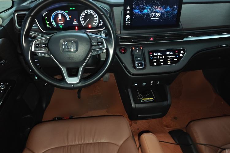 Used Honda Odyssey 2024 2.0L eHEV Sharp·Leading Edition Center Console