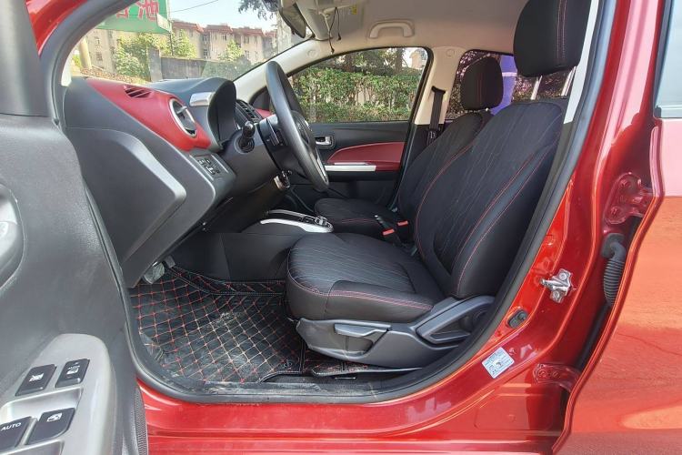 Used CHANGAN Benni 2015 1.4L IMT Prestige Model China V Standard
