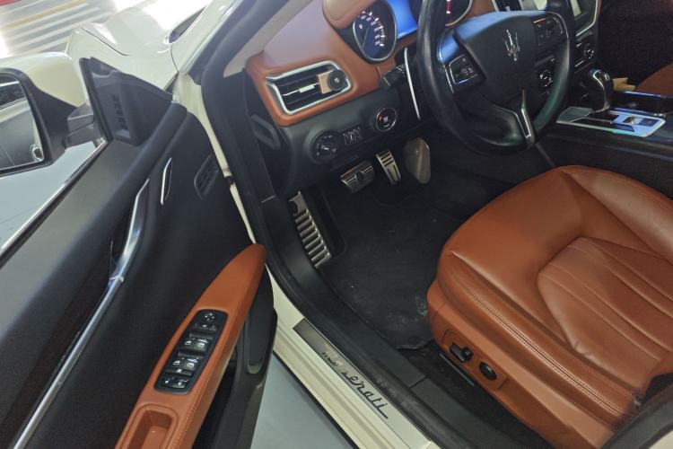 Used Maserati Ghibli 2014 3.0T Standard Edition
