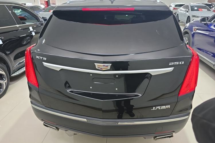 Used Cadillac XT5 2018 25T Tech Model