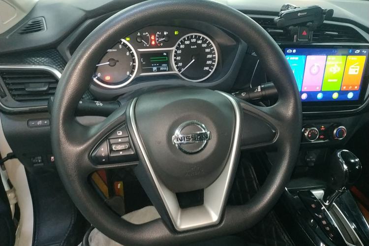 Used Nissan Lannia 2021 1.6L CVT Cool Edition Steering Wheel