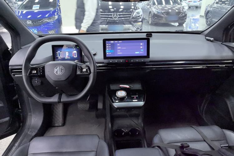 Used MG 4 EV 2022 425 km Luxury Edition