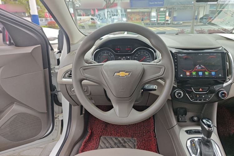 Used Chevrolet Cruze 2015 1.5L Automatic Fashion Navigation Edition
