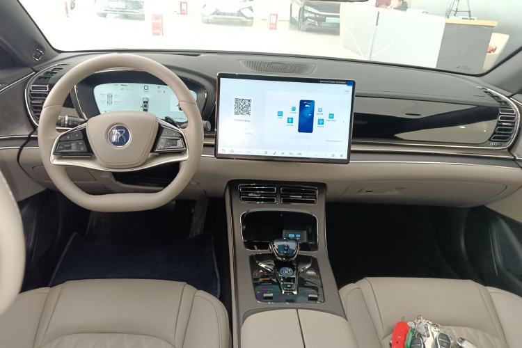 Used BYD Han 2025 DM-i Intelligent Driving Edition 125KM LiDAR Flagship Model
