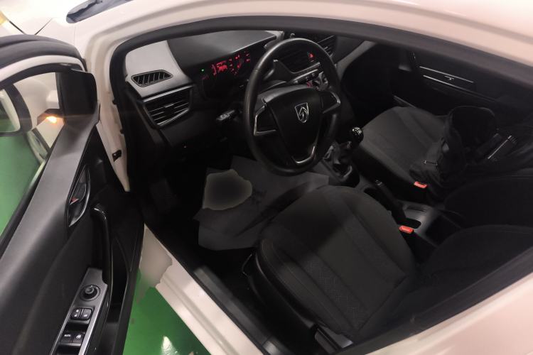 Used Baojun 310 2016 1.2L manual Comfort trim level